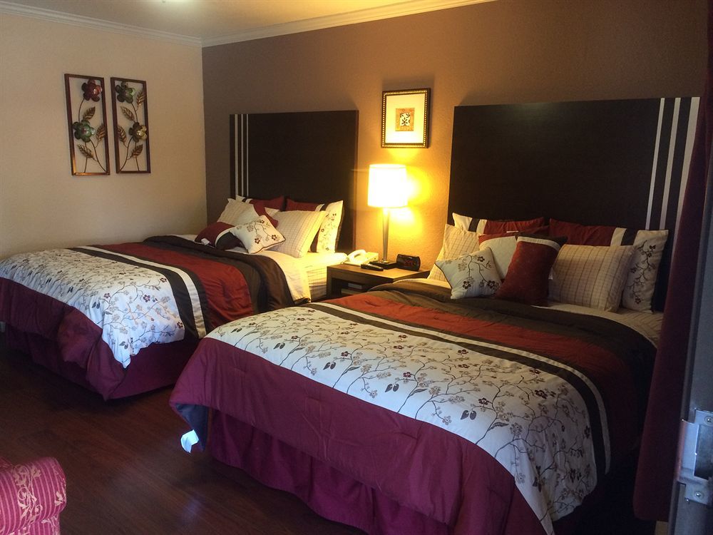 Muir Lodge Motel Мартинес Экстерьер фото